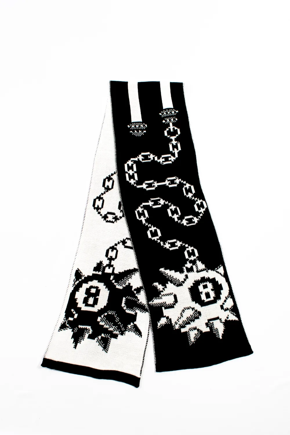 8 Ball Scarf