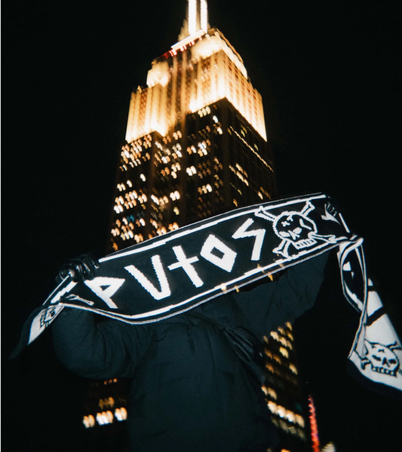 DontCare scarf collection
